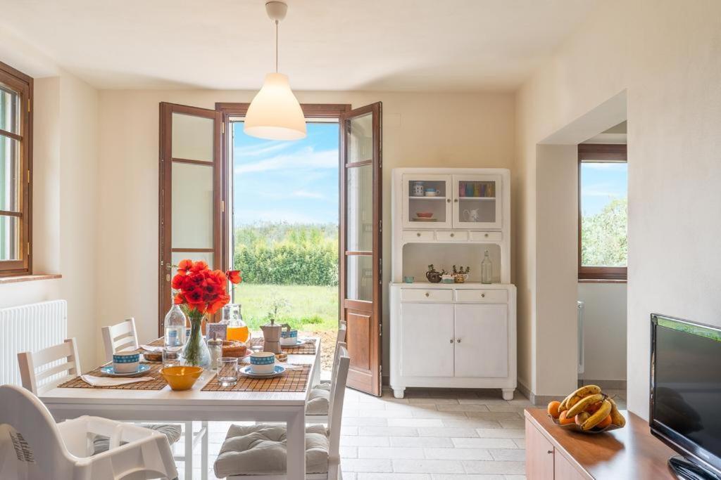 Agriturismo La Casina Nel Vigneto Larciano Luaran gambar